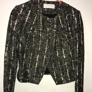 Grey/Black Multi- Cape